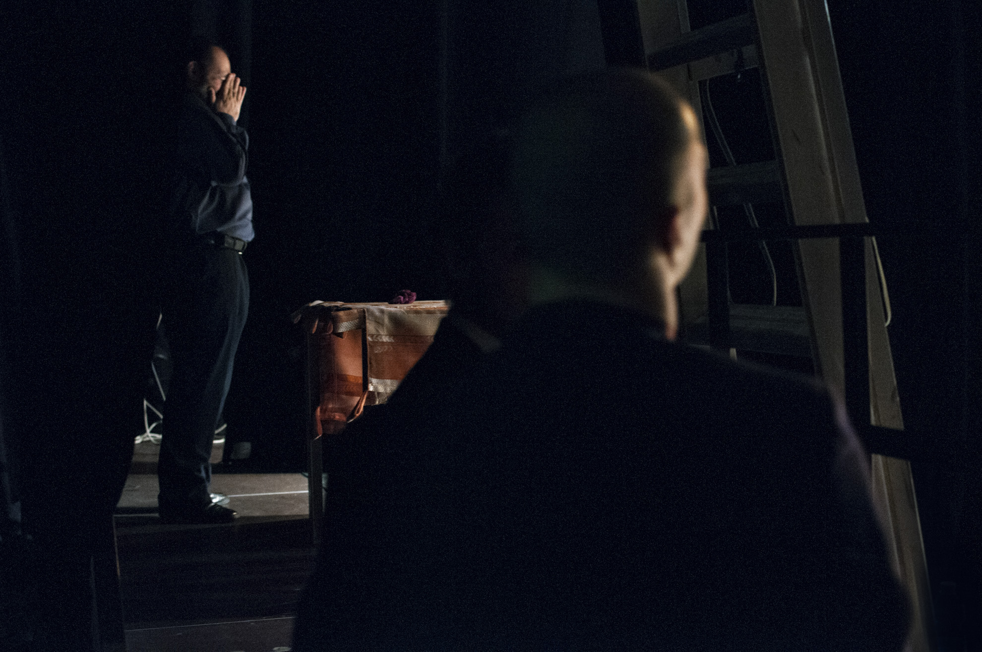 Attori sul palco Teatro Lido